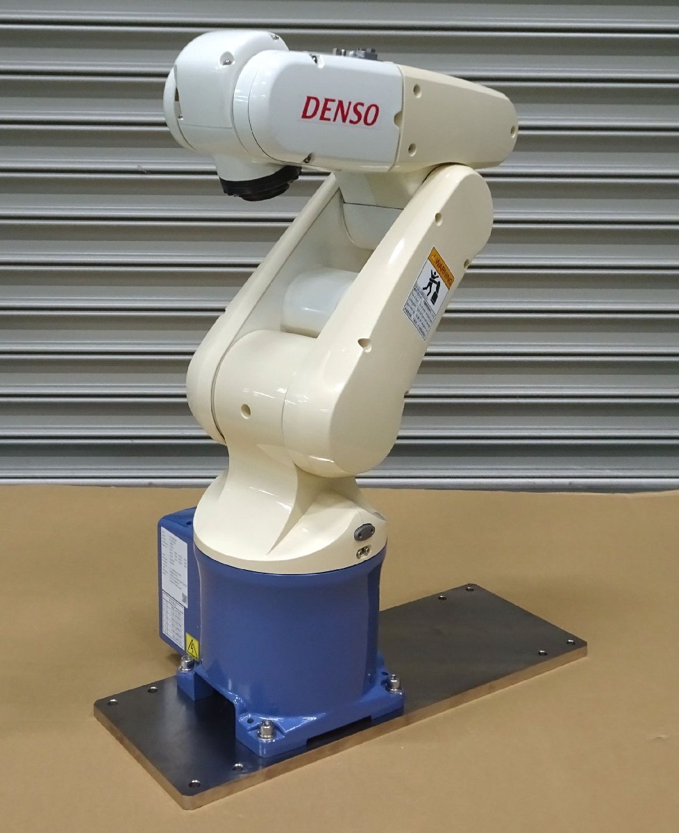 DENSO VP-6242E Industrial Robot with RC7M-VPG5 Controller [w1198785563]